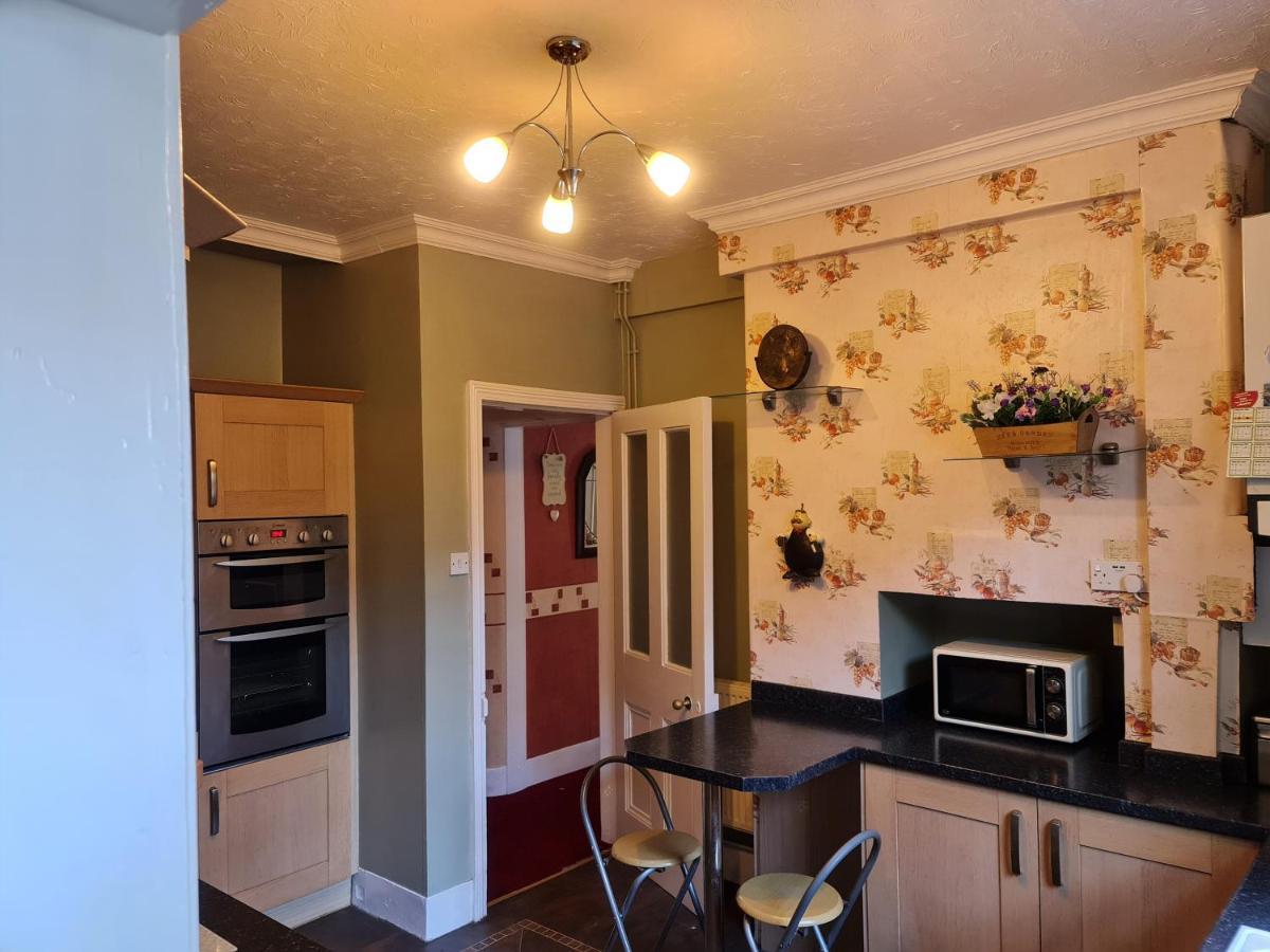 Вілла 4Br Sea View Escape-Near Snowdonia& Coastal Trails Penmaenmawr Екстер'єр фото